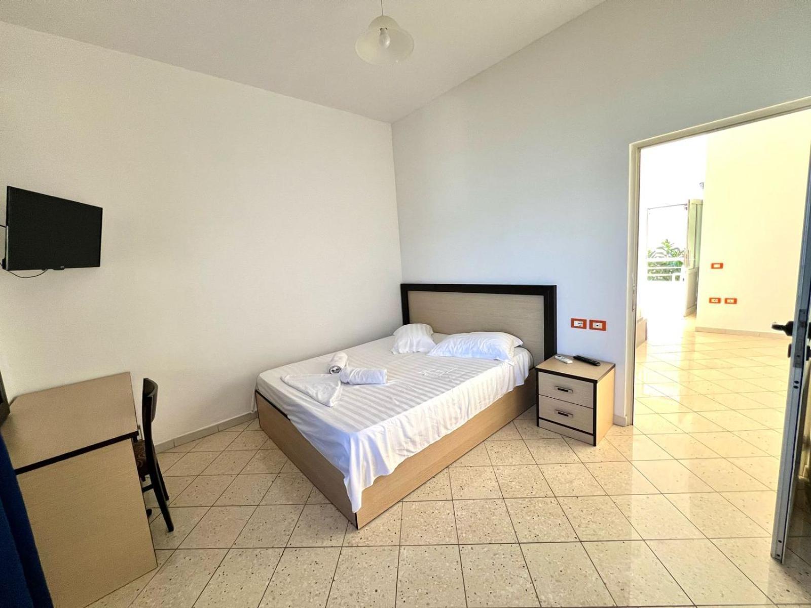 Hotel Jonufra Kanine Luaran gambar